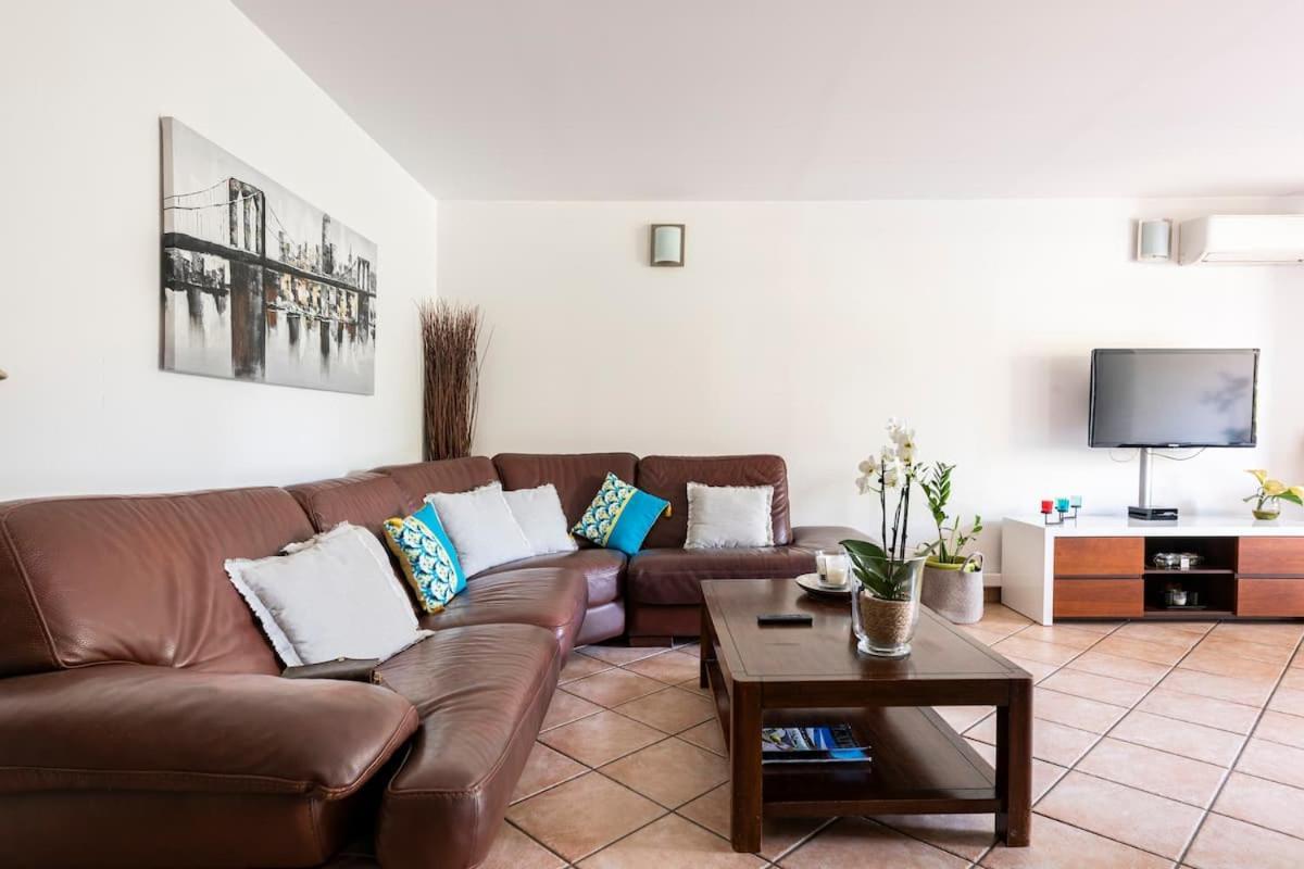 Cassis, Appartement 3 Chambres Avec Terrasse ภายนอก รูปภาพ