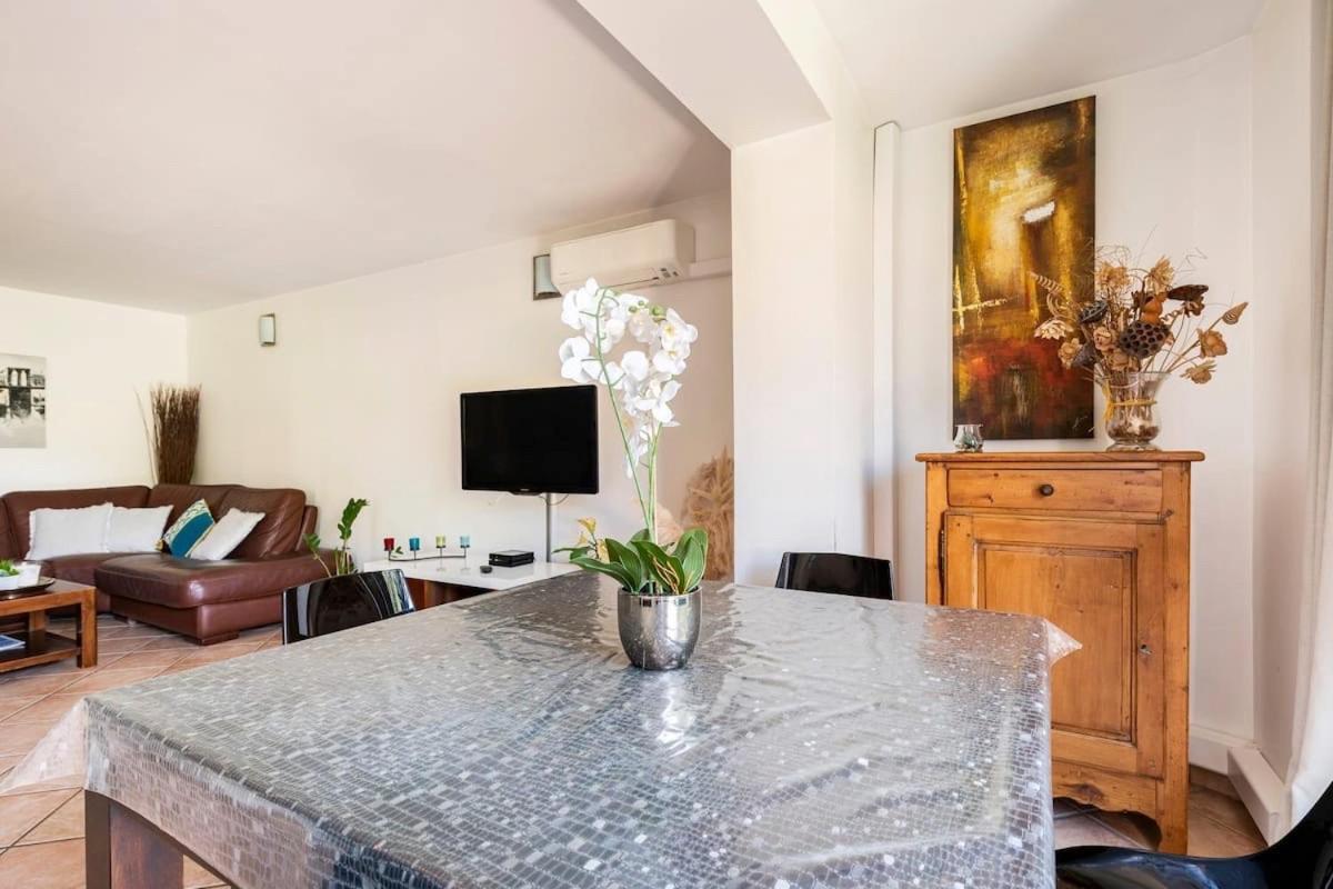 Cassis, Appartement 3 Chambres Avec Terrasse ภายนอก รูปภาพ