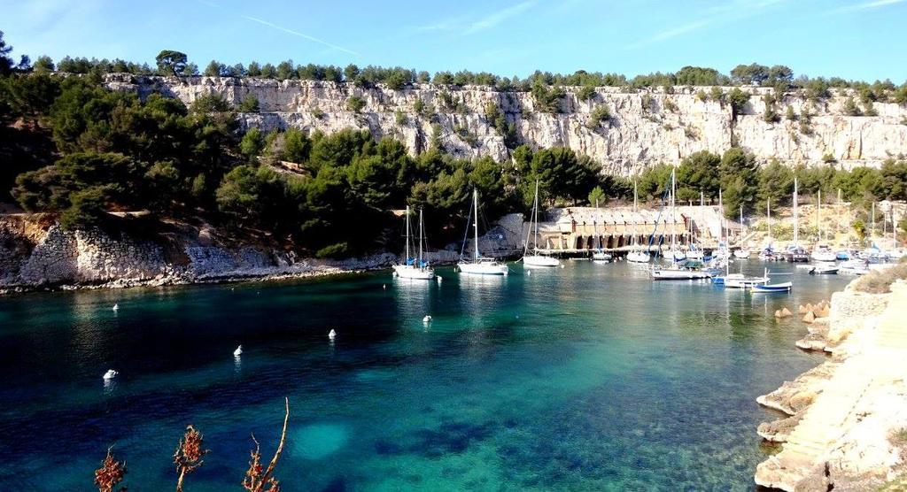 Cassis, Appartement 3 Chambres Avec Terrasse ภายนอก รูปภาพ